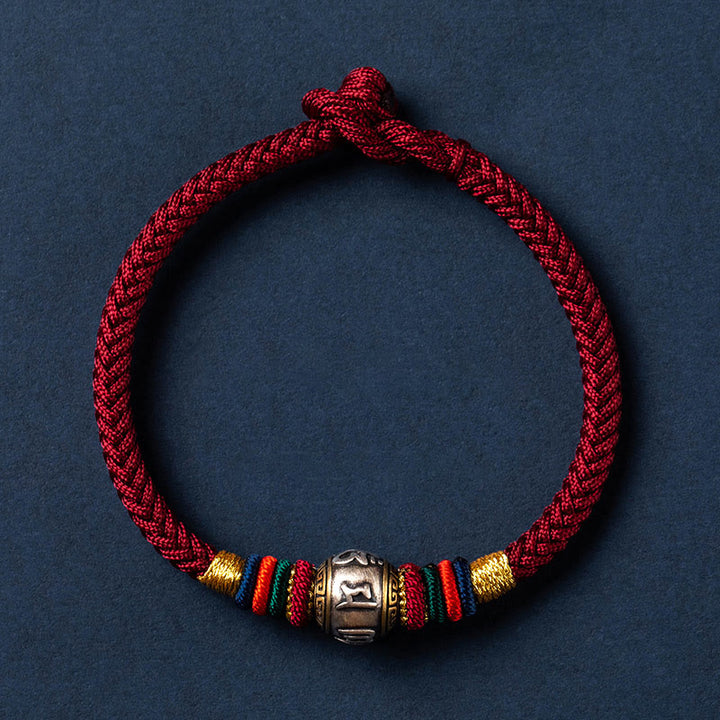 Bracelet tressé en argent sterling 925 fait à la main avec Buddha Stones Om Mani Padme Hum et nœud King Kong