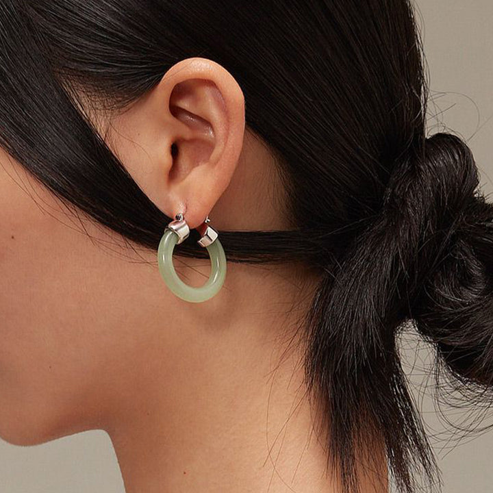 Boucles d'oreilles de prospérité en jade blanc et pierres de Buddha Stones