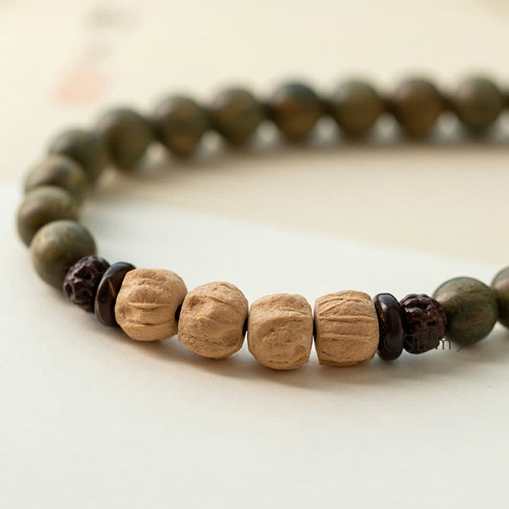 Bracelet de paix positive en bois de santal vert