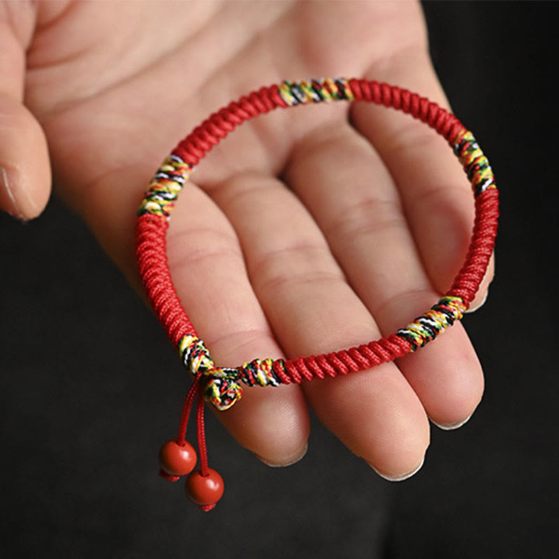 Bracelet porte-bonheur avec nœud en cinq couleurs King Kong