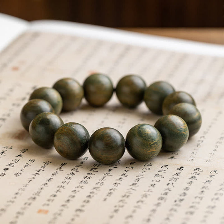 Bracelet Tibétain apaisant en bois de santal vert
