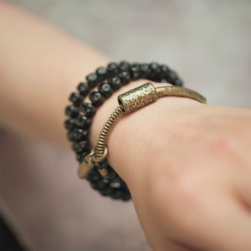 Bracelet triple tour en cuivre et coquille de noix de coco rétro Buddha Stones