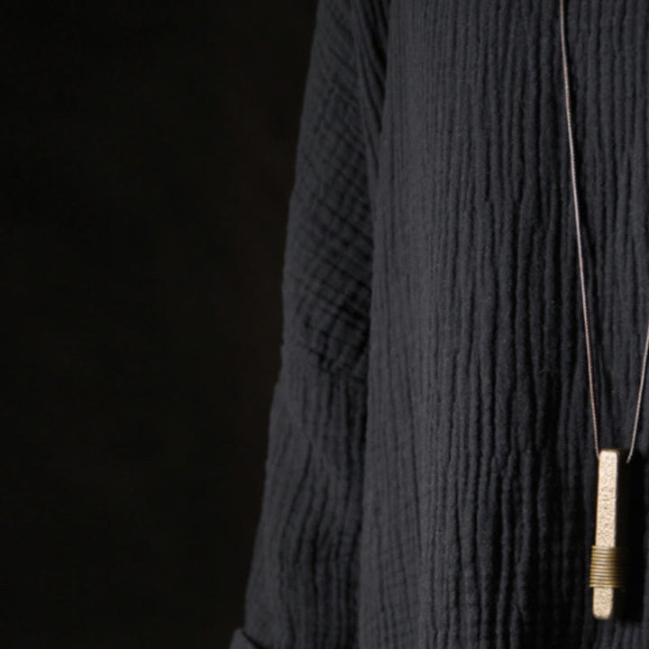 Collier pendentif en cuivre avec Buddha Stones au design texturé vintage