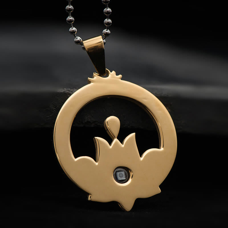 Collier pendentif mantra Shurangama avec projection d'illumination en acier titane et pierres de Buddha Stones Lotus