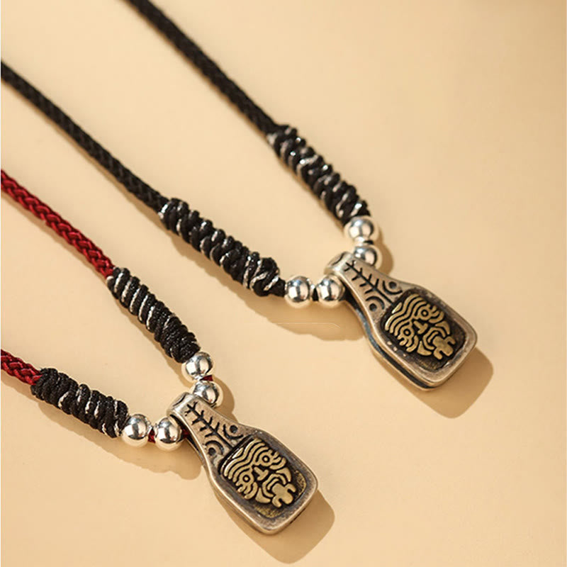 Collier avec pendentif en corde de protection de la déesse de la richesse Zakiram en argent sterling 925 tibétain avec Buddha Stones