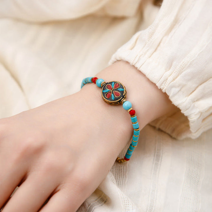Bracelet de force de protection Om Mani Padme Hum en Buddha Stones tibétaines turquoise