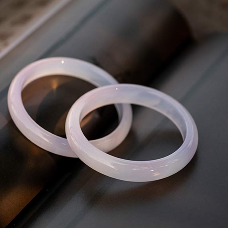 Bracelet jonc harmonieux en Buddha Stones en calcédoine naturelle