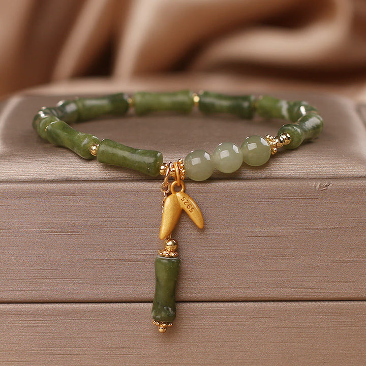 Bracelet porte-bonheur en jade et bambou vert avec Buddha Stones