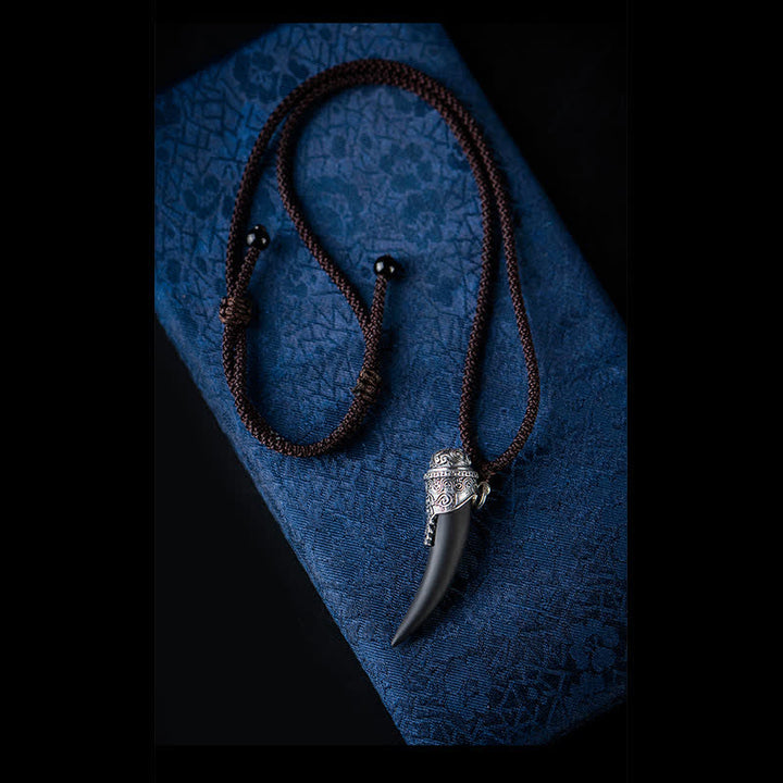 Collier pendentif en argent sterling 925 avec motif de dent de loup en obsidienne noire