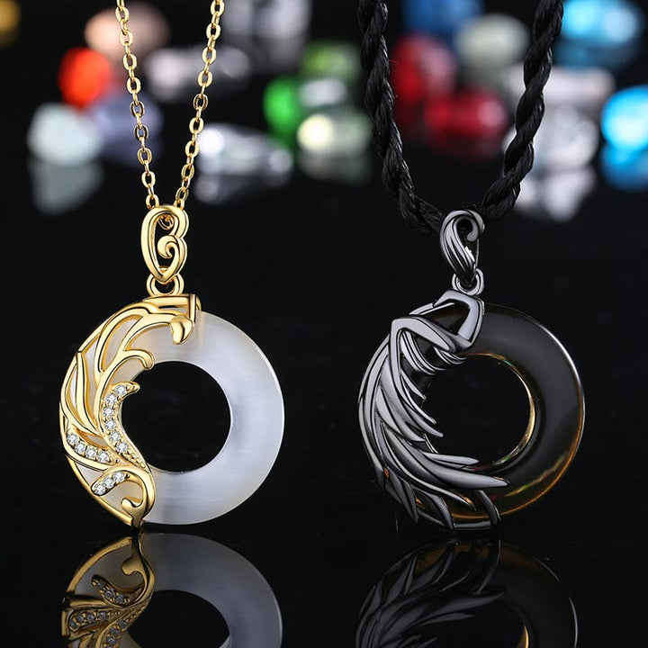 Collier pendentif rond de méditation en obsidienne et calcédoine avec Buddha Stones