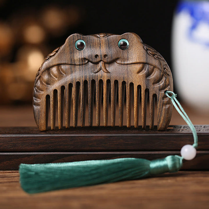Mini peigne portable en bois de santal vert avec symbole du zodiaque chinois
