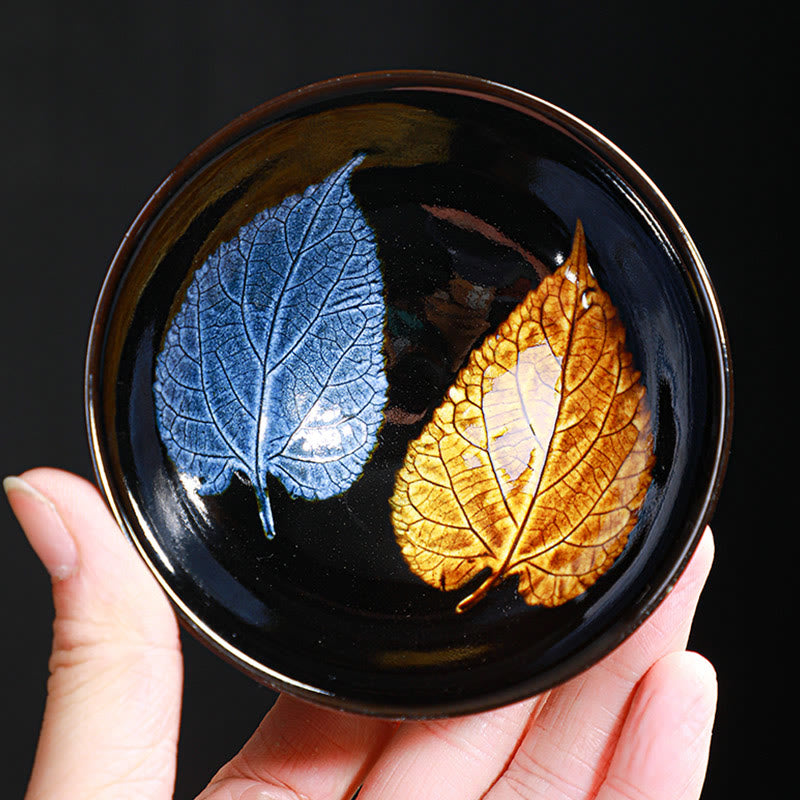 Tasse à thé en céramique chinoise Jianzhan avec feuilles d'érable dorées et Buddha Stones