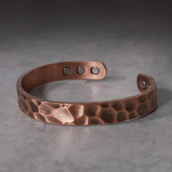 Bracelet manchette magnétique ajustable en cuivre rustique
