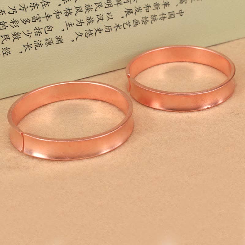 Bracelet manchette porte-bonheur en cuivre