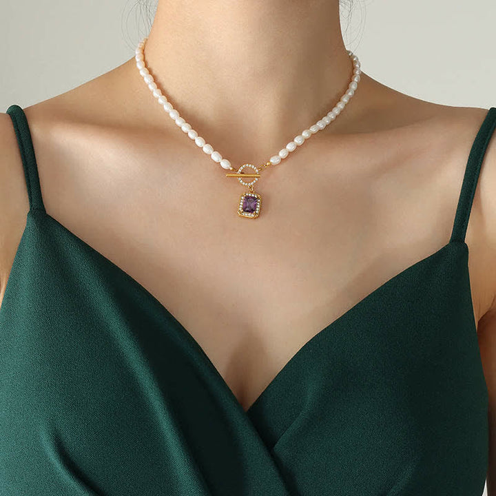 Collier pendentif en perles de zircon et breloque de richesse