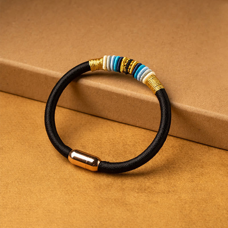 Bracelet tressé à boucle magnétique en Buddha Stones tibétaines fait à la main avec protection des nœuds King Kong