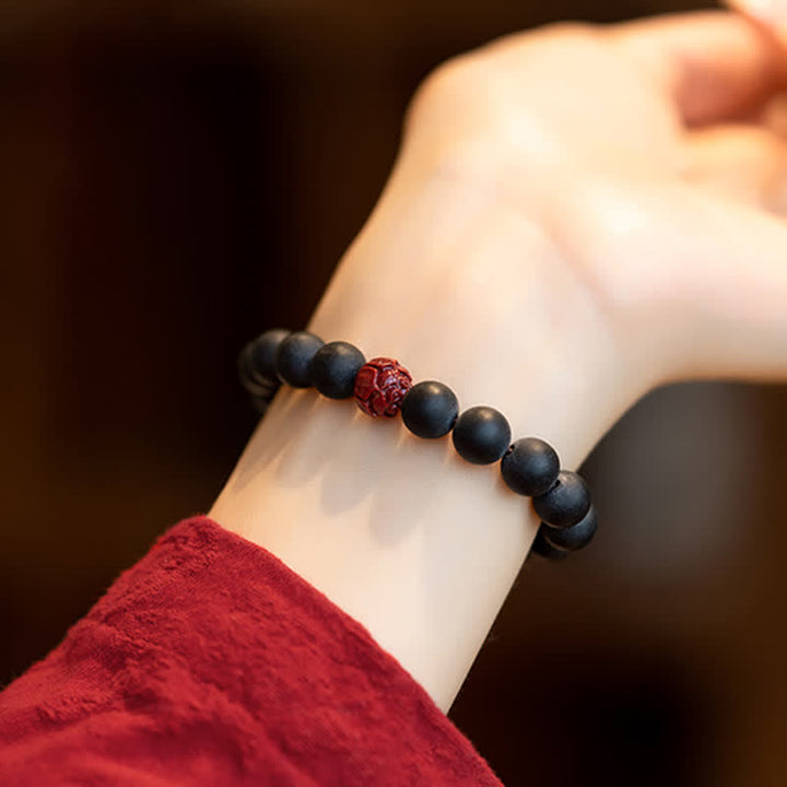 Bracelet de guérison tibétain en Buddha Stones , cyprès, cinabre et lotus