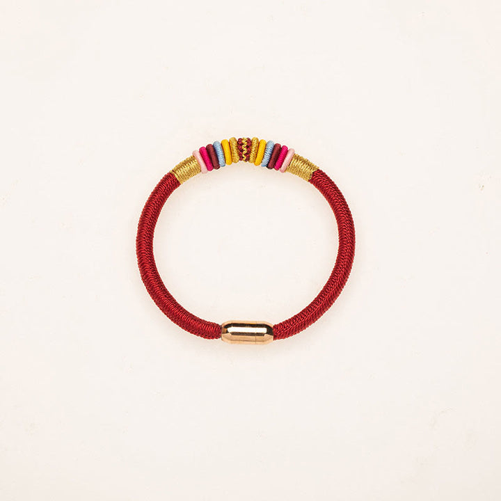 Bracelet tressé à boucle magnétique en Buddha Stones tibétaines fait à la main avec protection des nœuds King Kong