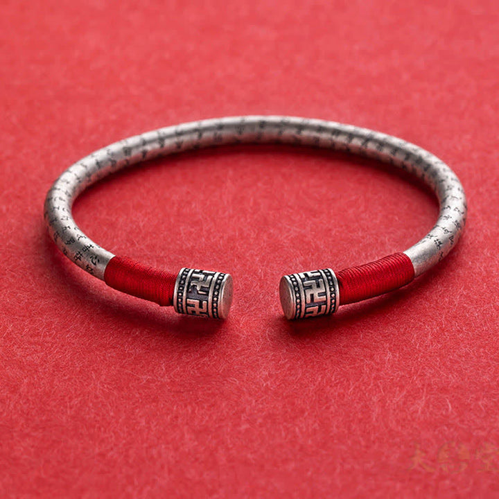 Bracelet en corde rouge porte-bonheur Buddha Stones tibétaines Om Mani Padme Hum