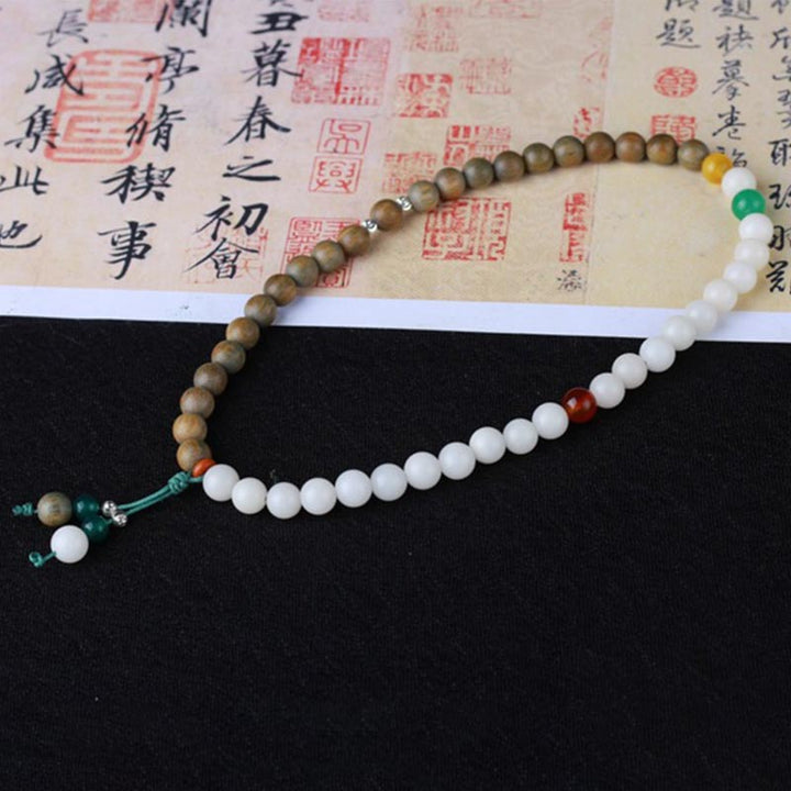 Bracelet de réveil porte-bonheur en bois de santal vert et graines de Bodhi