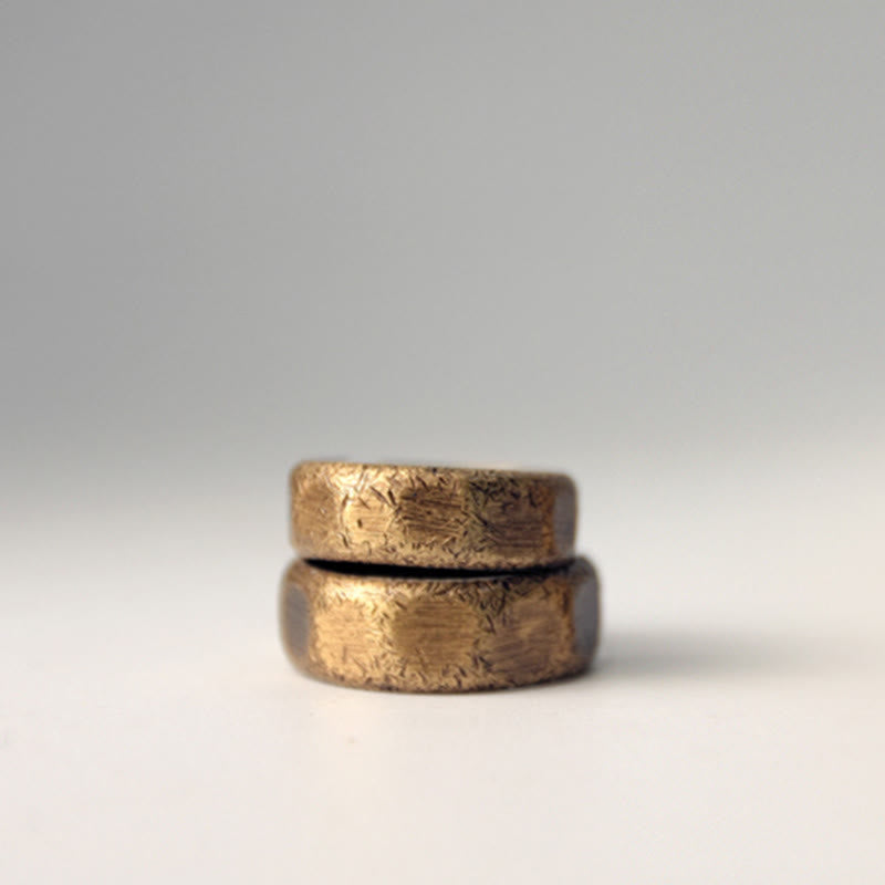 Bague de richesse tibétaine en cuivre et laiton givré au design simple