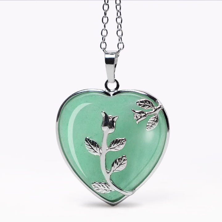Colliers avec pendentif en forme de cœur en cristaux de guérison naturels en Buddha Stones