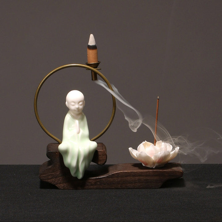 Brûleur d'encens en céramique avec Buddha Stones et lotus pour la guérison et la méditation