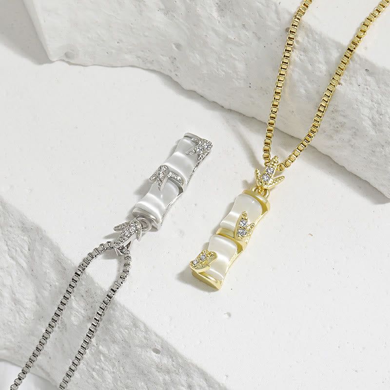 Collier pendentif harmonieux en calcédoine et bambou avec Buddha Stones