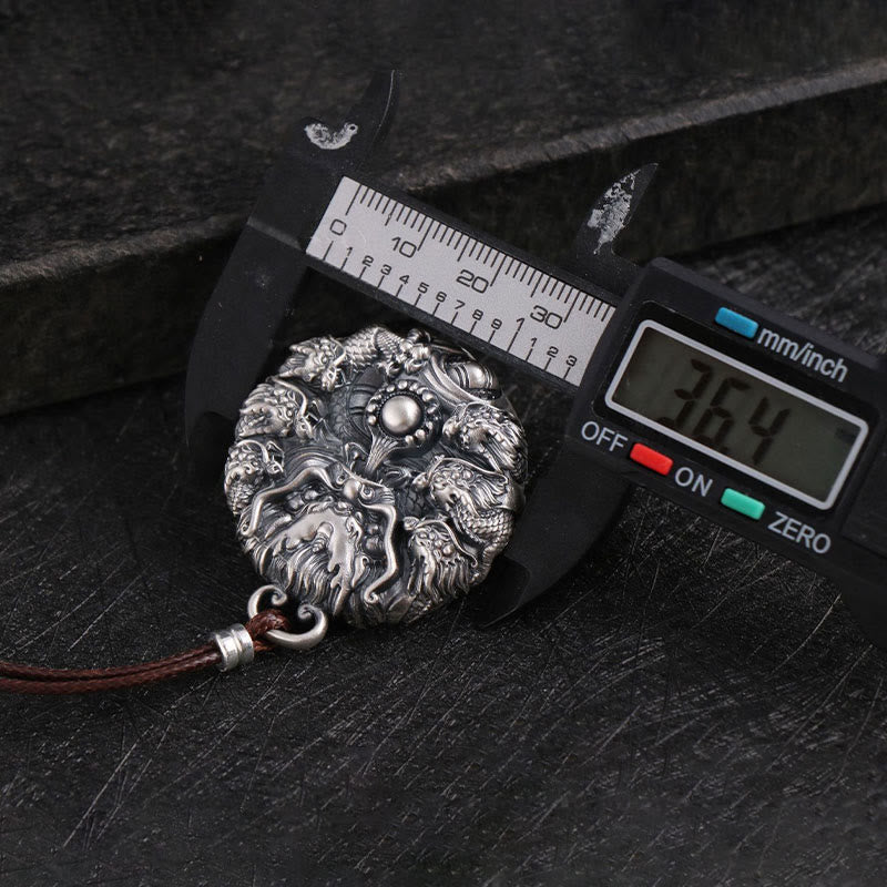 Collier de protection Buddha Stones en argent 999 Neuf dragons jouant avec une perle Pendentif de protection de la chance