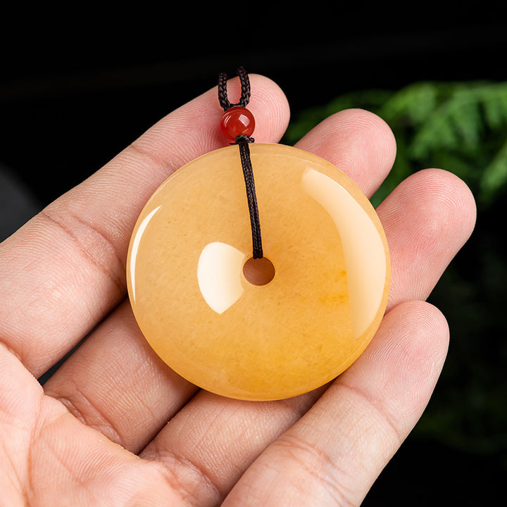 Collier pendentif Buddha Stones rond en soie dorée Jade Peace Buckle Wealth
