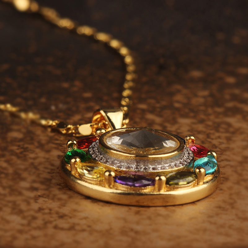 Collier pendentif en Buddha Stones colorées en cuivre et zircon pour la richesse et la chance