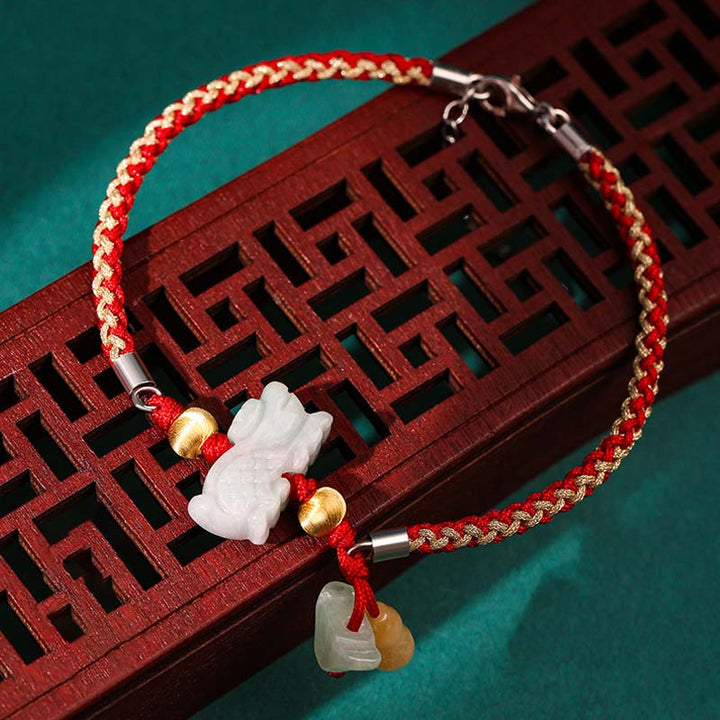 Bracelet de cheville en fil rouge avec Buddha Stones et signe du zodiaque chinois