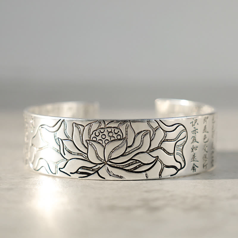 Bracelet porte-bonheur tibétain en cuivre blanc Buddha Stones et lotus