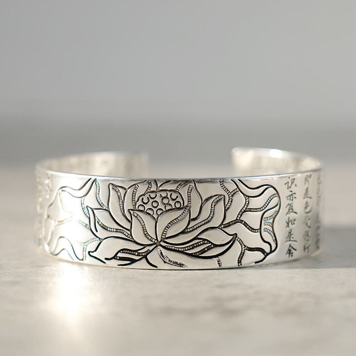 Bracelet porte-bonheur tibétain en cuivre blanc Buddha Stones et lotus
