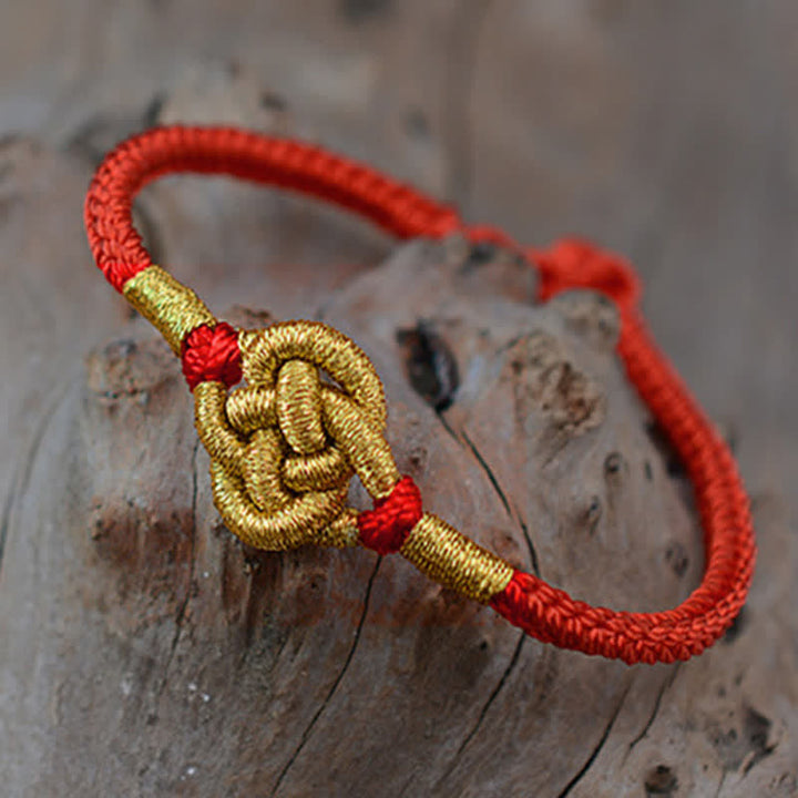 Bracelet tressé fait main avec un design simple et des nœuds chinois pour la force et la chance