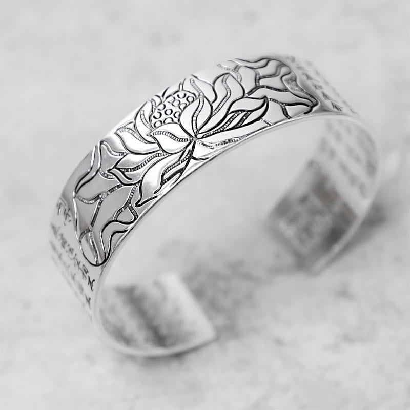 Bracelet porte-bonheur tibétain en cuivre blanc Buddha Stones et lotus
