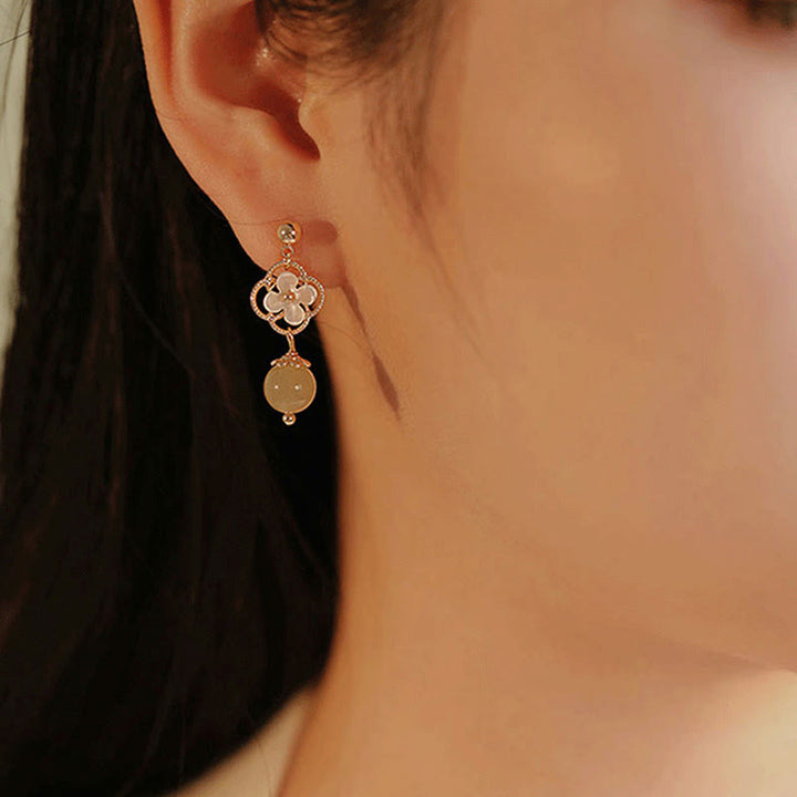 Boucles d'oreilles pendantes en jade et pierre de Tridacna Buddha Stones