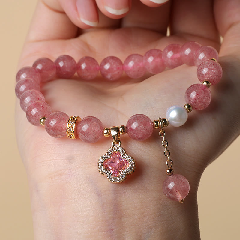 Bracelet de guérison à breloques en trèfle à quatre feuilles avec perles de quartz fraise et Buddha Stones