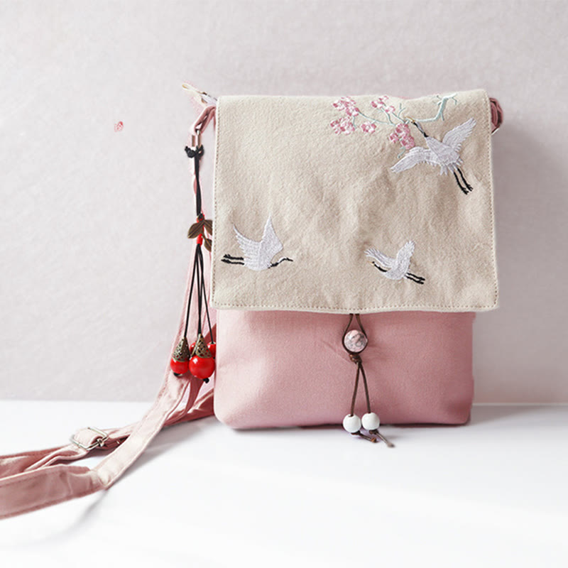 Sac à bandoulière en toile brodé à la main avec des Buddha Stones et des fleurs de prunier