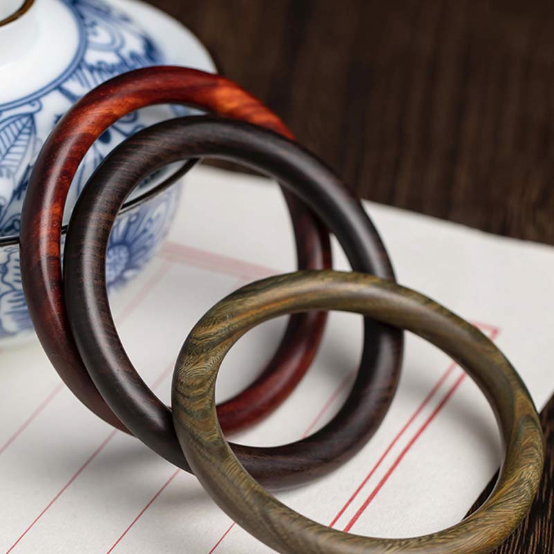 Bracelet de protection tibétain en petites feuilles de bois de santal rouge et ébène avec Buddha Stones - image 1