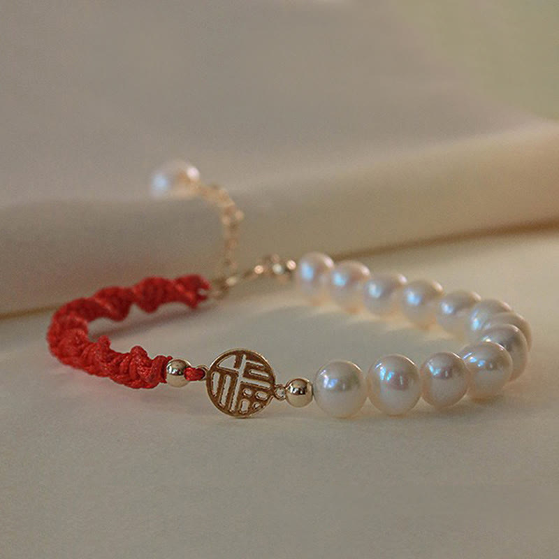 Bracelet tressé en fil rouge avec perles de protection et de chance plaquées or 14 carats