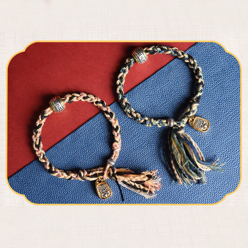 Buddha Stones Zakiram Déesse de la richesse Om Mani Padme Hum Bracelet fait main pour la paix