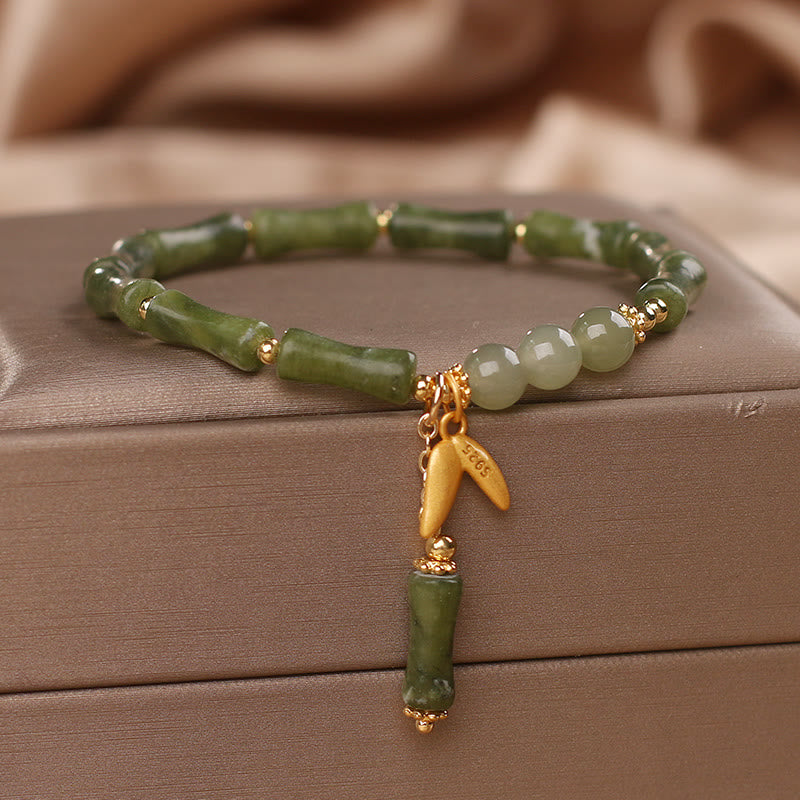 Bracelet porte-bonheur en jade et bambou vert avec Buddha Stones