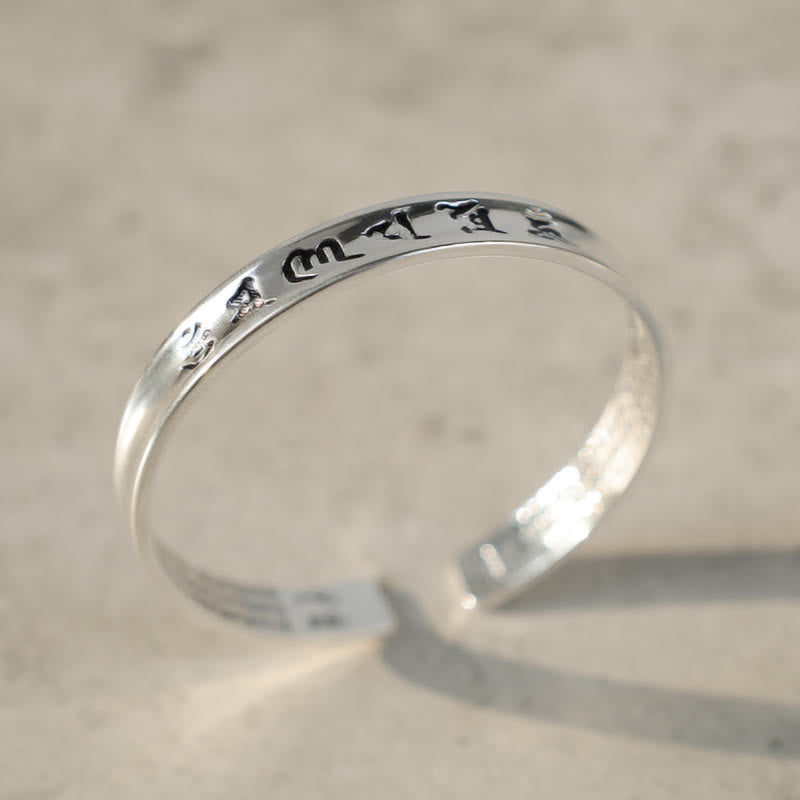 Bracelet en cuivre blanc avec mantra tibétain et Buddha Stones