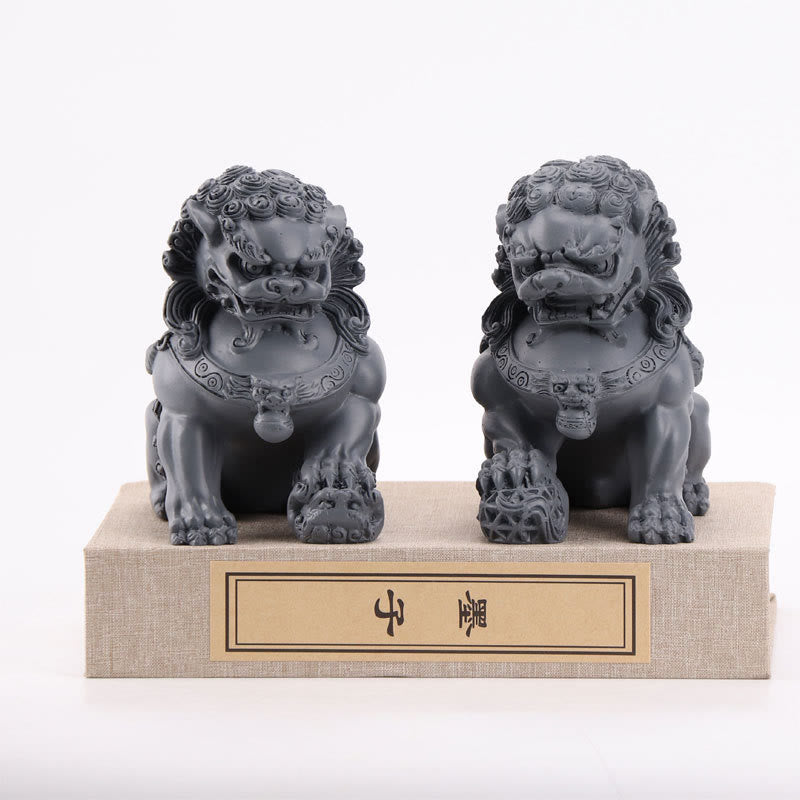 Lot de 2 statues de lion en résine pour décoration de maison ou de bureau - Un couple de lions gris - image 10