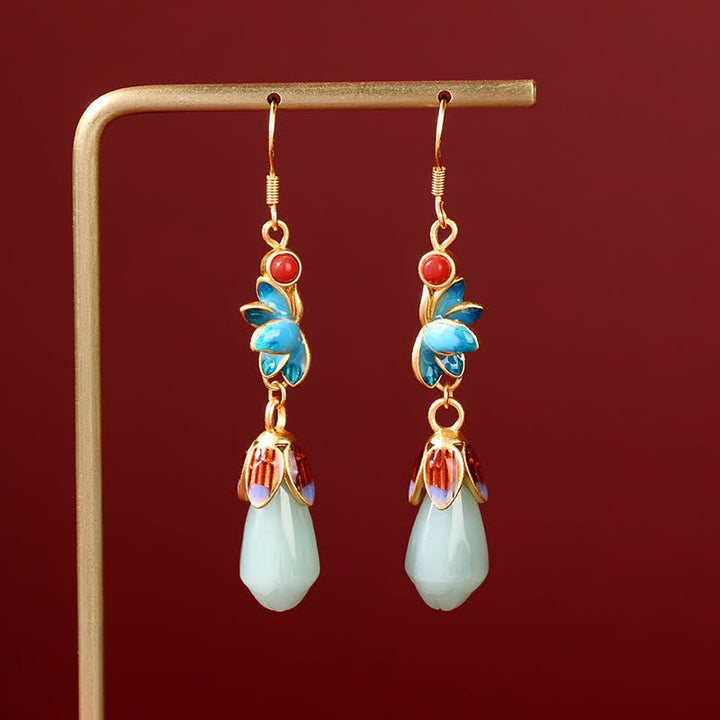 Boucles d'oreilles pendantes en jade à motif de fleur de magnolia pour la chance et la prospérité