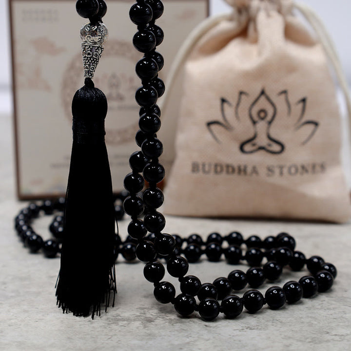 Collier de perles de prière de méditation de yoga en perles d'onyx noir de 108 Buddha Stones