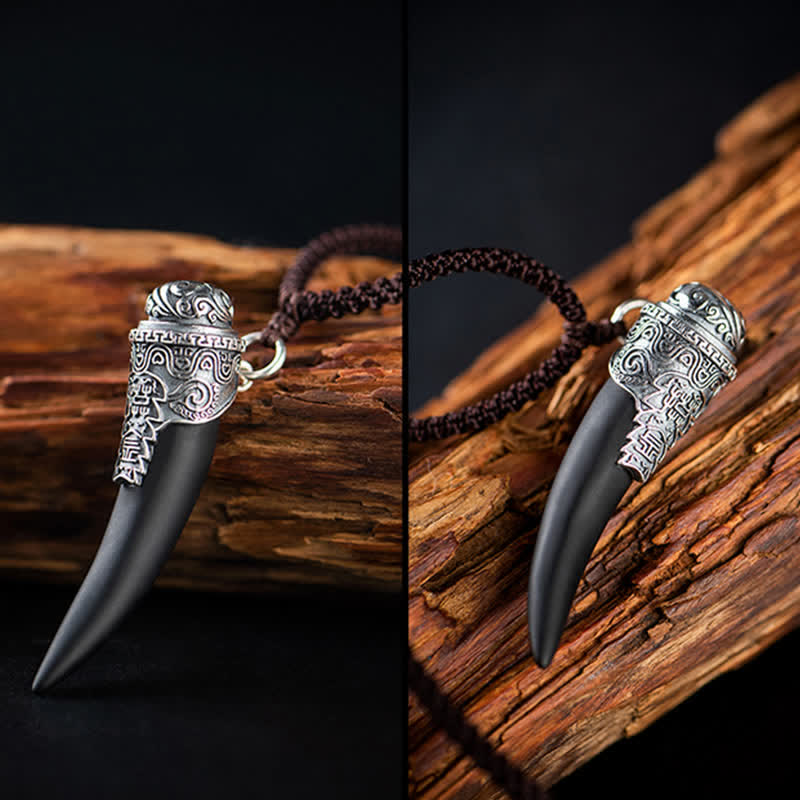 Collier pendentif en argent sterling 925 avec motif de dent de loup en obsidienne noire