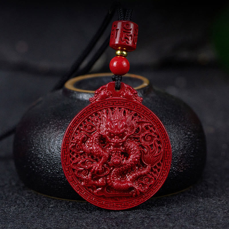 Collier pendentif de protection du dragon en cinabre naturel de l'année du dragon Buddha Stones
