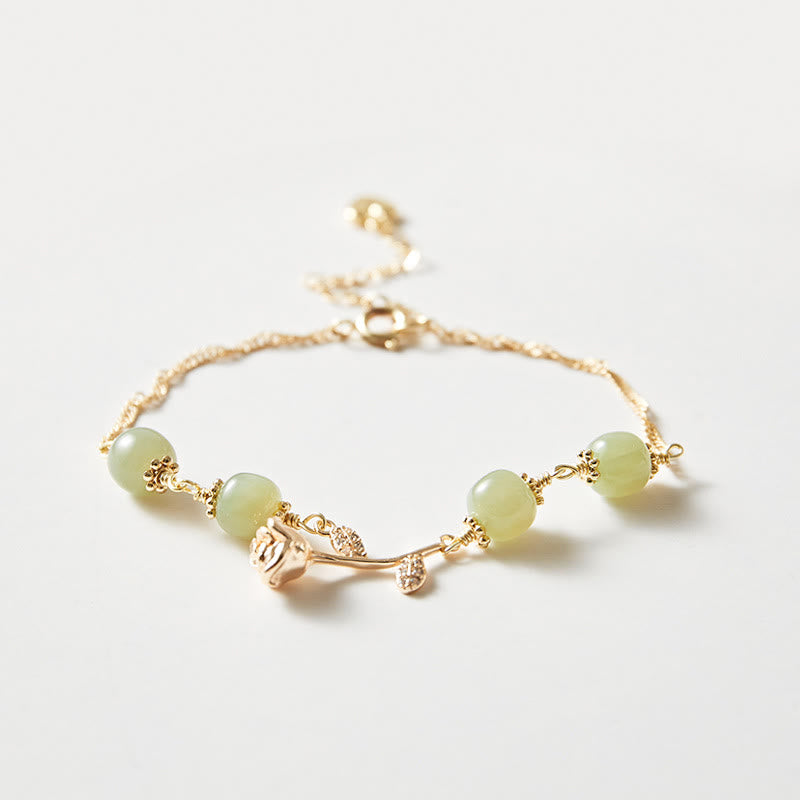 Bracelet porte-bonheur en jade Hetian plaqué or 14 carats avec Buddha Stones et fleur de rose dorée
